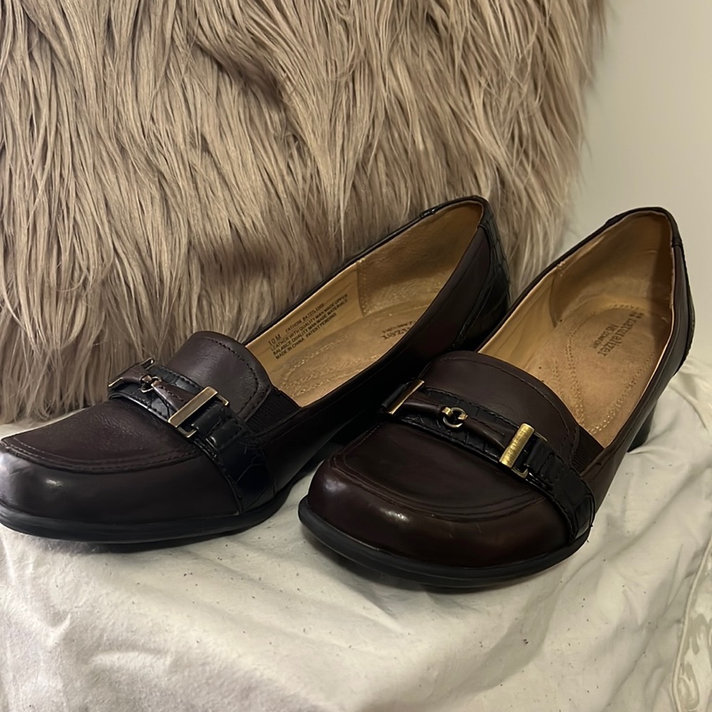 NATURALIZER Shoe